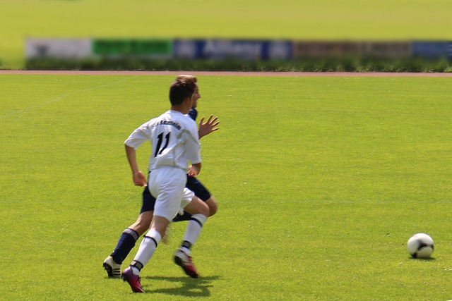 快船伤病报告：伦纳德可以出战今天的比赛，博格丹大概率出战