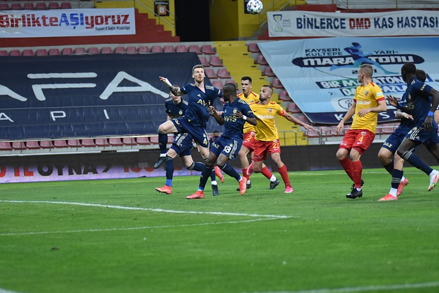 英超替补进球后被换下，特罗萨德成阿森纳队史第三人